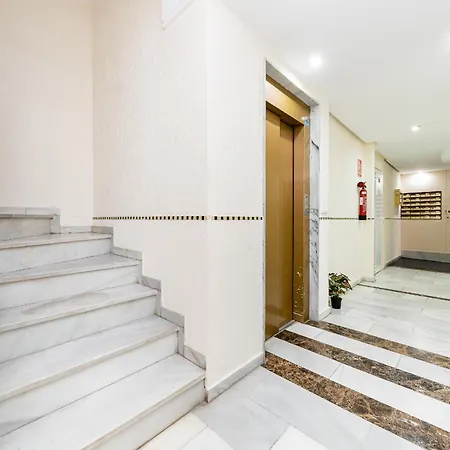 One Bedroom Flat Close To The *