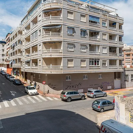 One Bedroom Flat Close To The