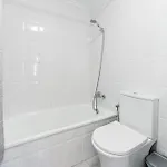 One Bedroom Flat Close To The