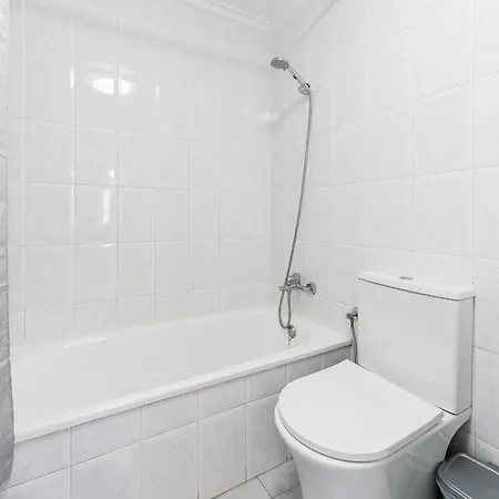 One Bedroom Flat Close To The