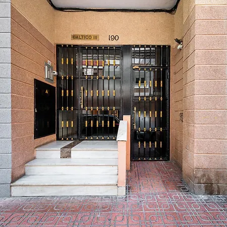 Apartment One Bedroom Flat Close To The