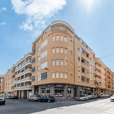 One Bedroom Flat Close To The * 또레비에하